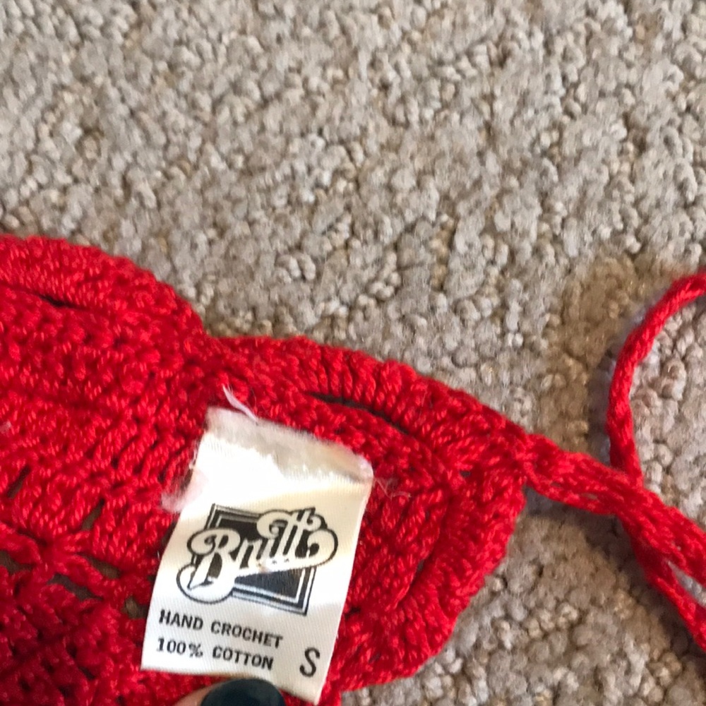 Red vintage crochet halter top - Picture 3 of 4